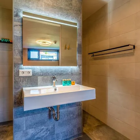 Natuurvilla 16 Weegeswaal * De Waal